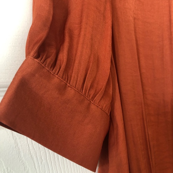 Adorable fall top S/M - Picture 3 of 7